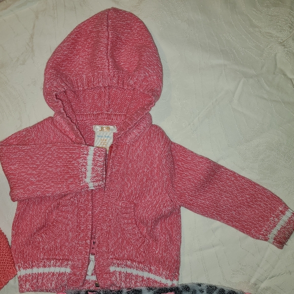 Light Baby jackets and sweaters (6-9months). - Picture 6 of 12